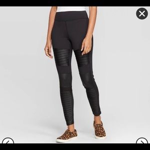{SOLD} Target moto leggings